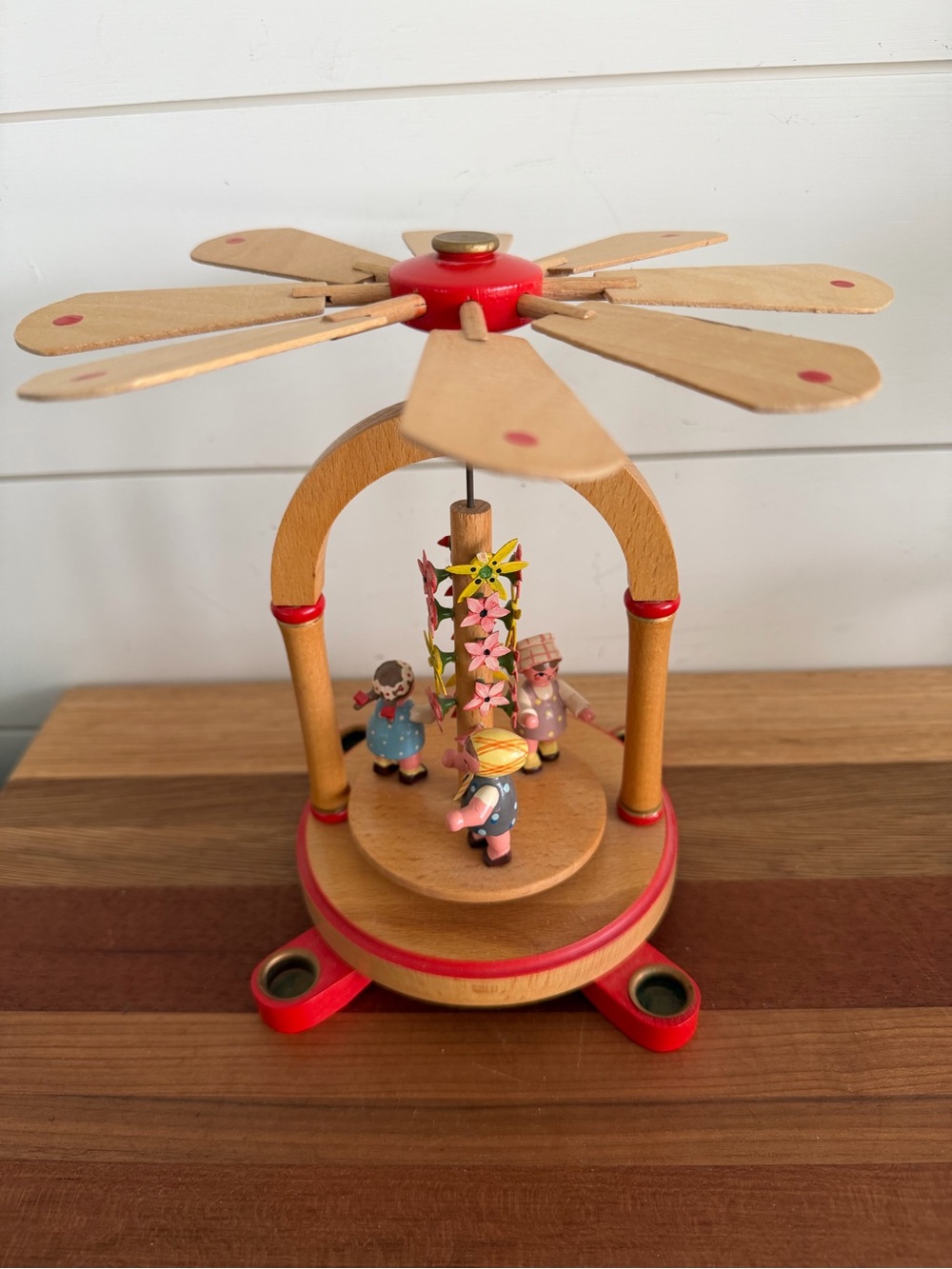 VTG Wooden German Carousel Erzgebirge Experic